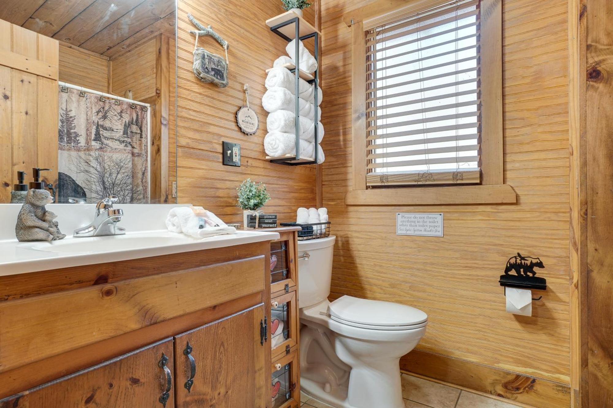 Secluded Family Retreat In Dahlonega With Hot Tub! Villa Exterior photo